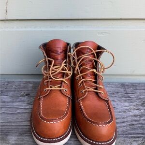Red Wing Moc Toe Boots Men’s size 8